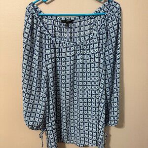 ✨ Banana Republic Boho Peasant Top | Blue Geo Print | Tie Sleeve | Size L –